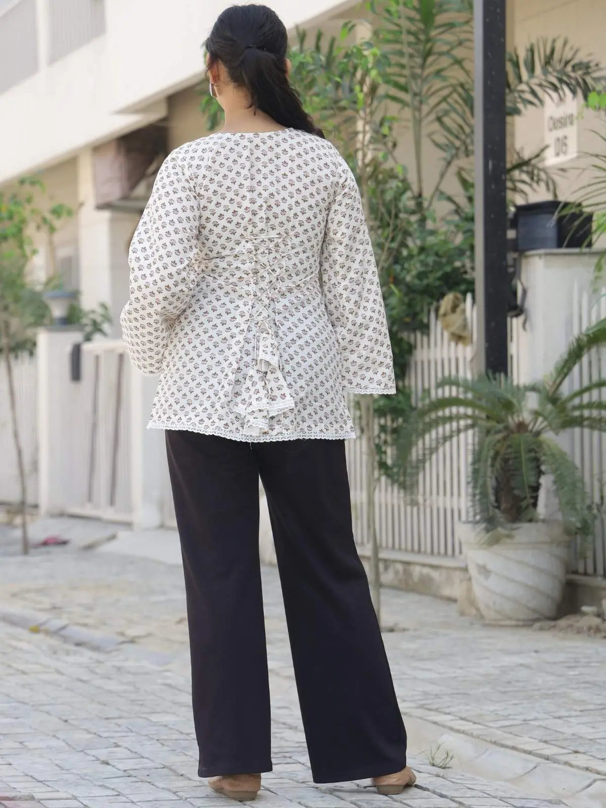 White and maroon short kurta with criss-cross back detail