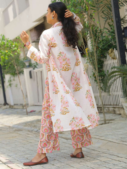 Floral 3-piece kurta set with jacket - back view