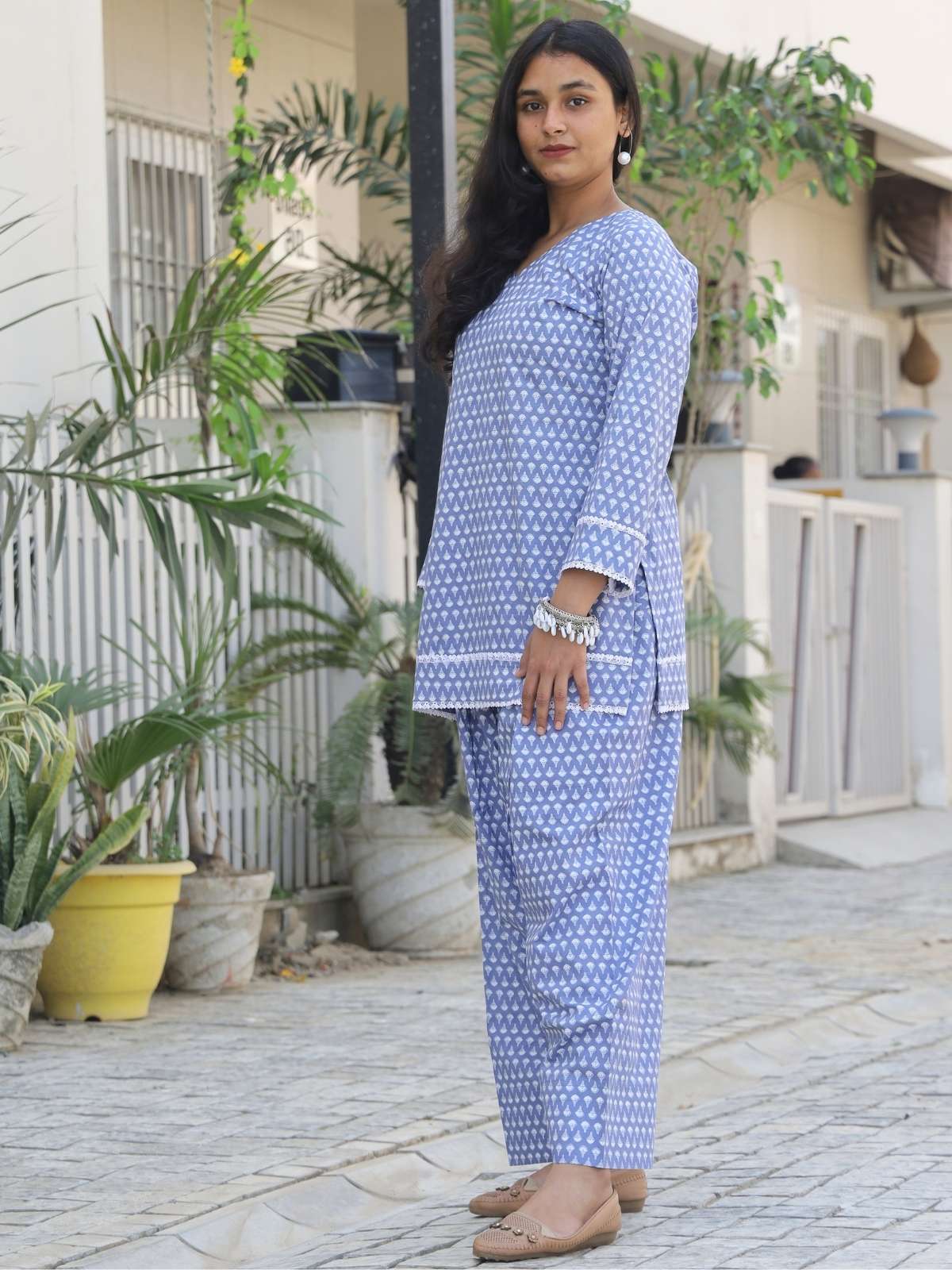 Lavender blue Farsi kurta shalwar set - lace sleeve detail
