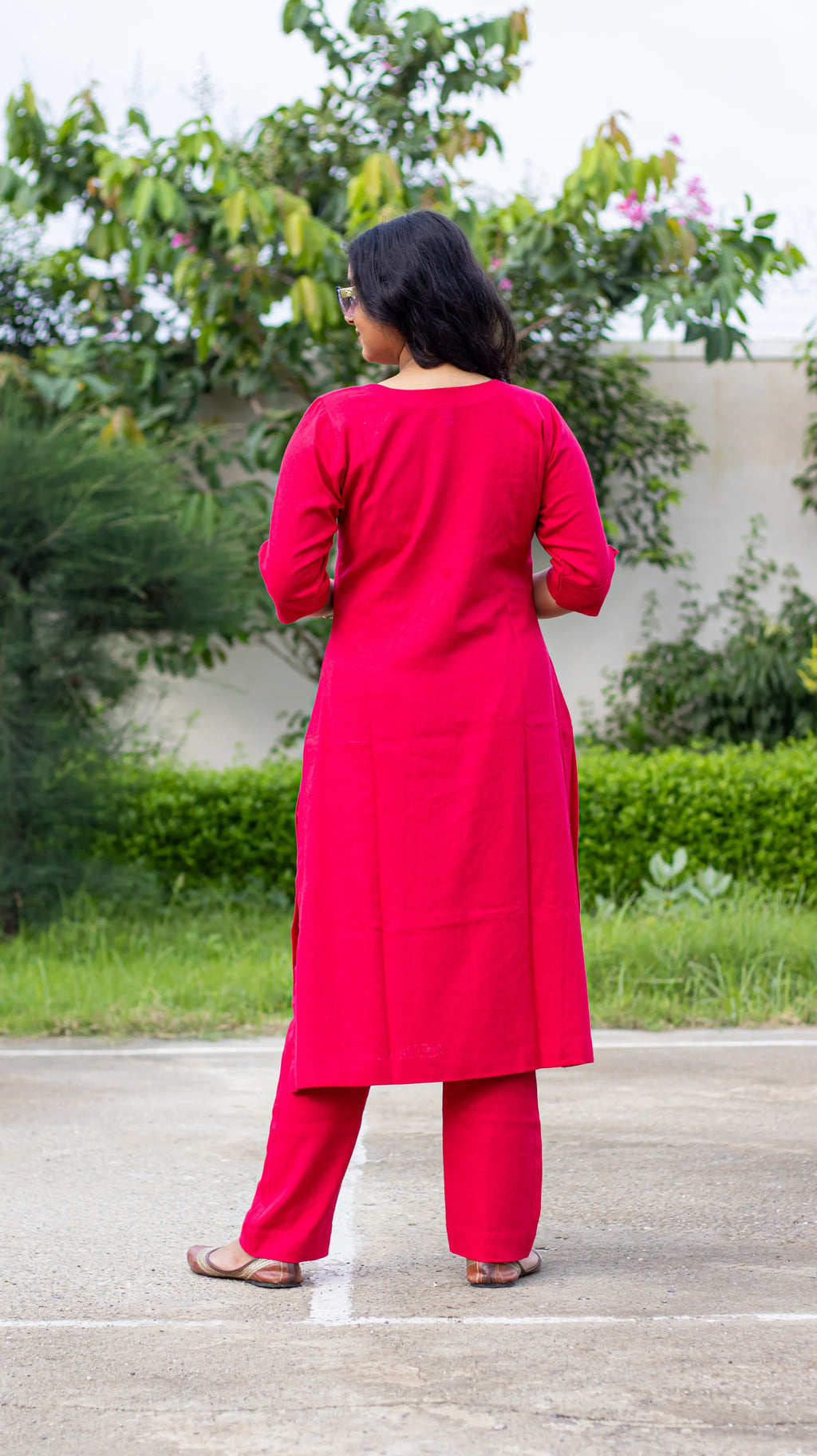 Hand Embroidered Pure Linen Kurta Set