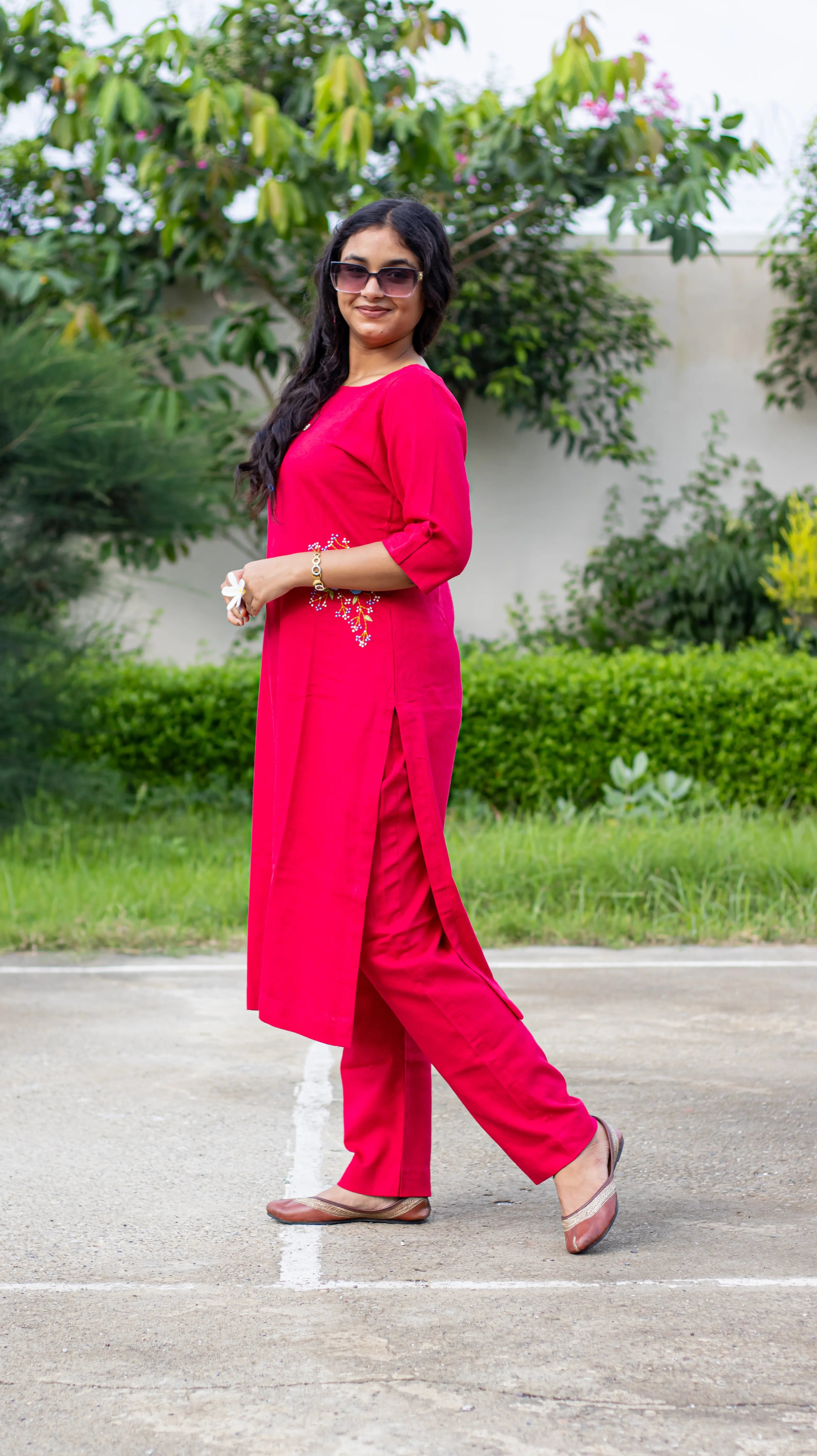 Hand Embroidered Pure Linen Kurta Set